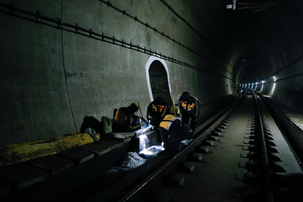 罗源铁路运营隧道病害现状